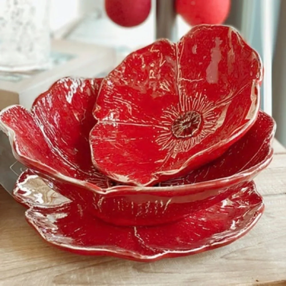 New🌟Anthropologie-Red Poppy Bowl -Small